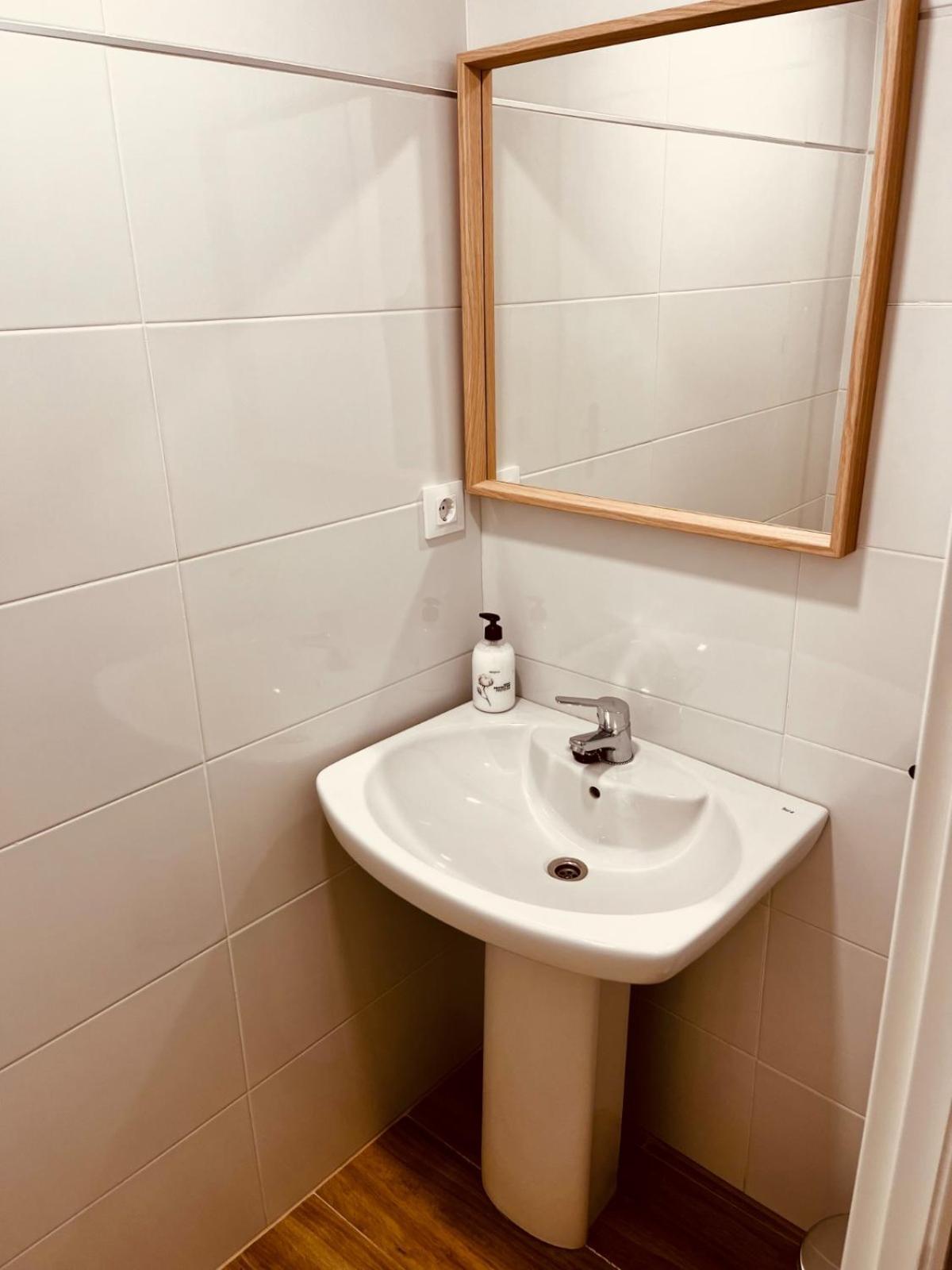 Apartamentos San Nicolas 로그로노 외부 사진