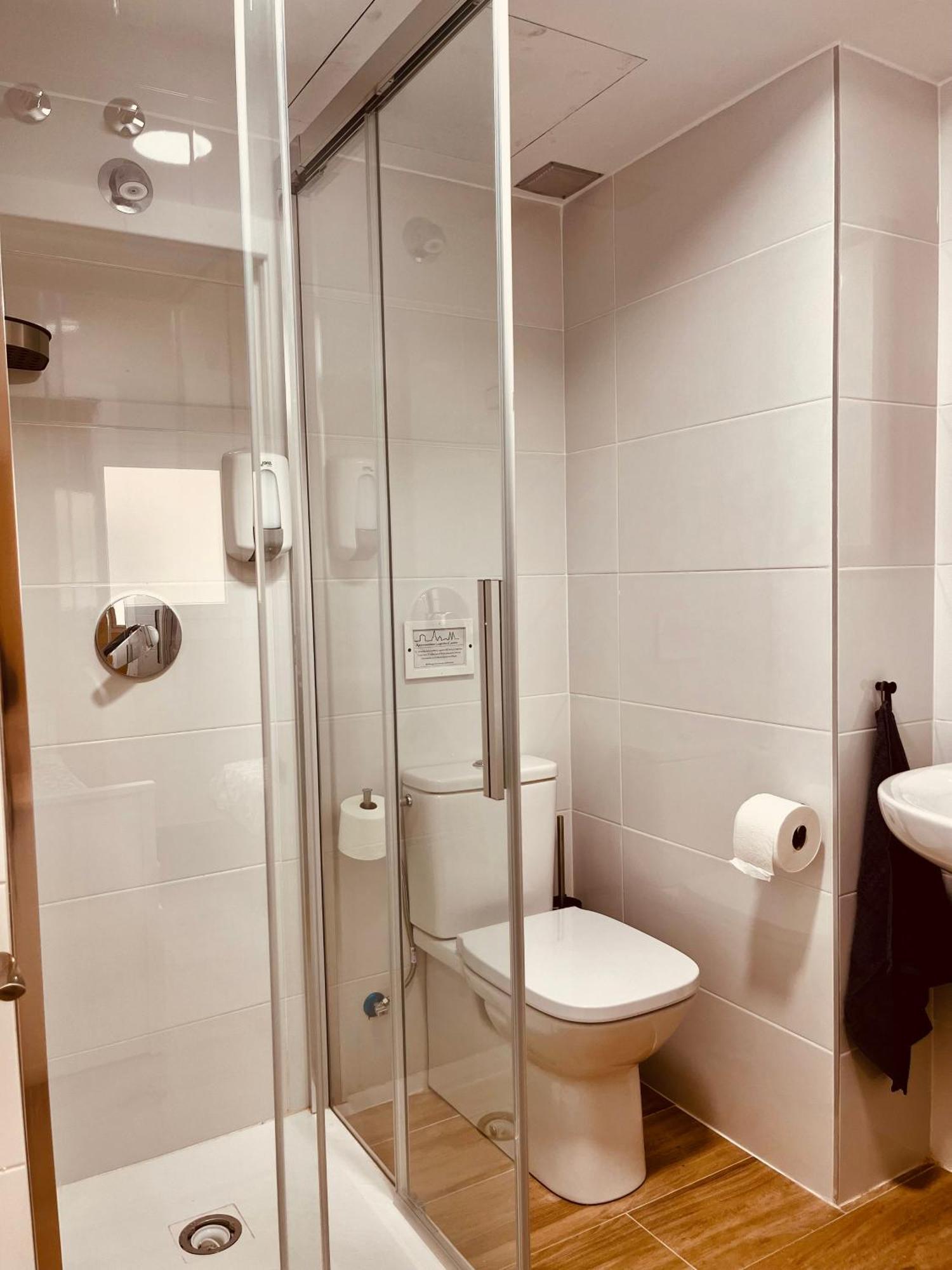 Apartamentos San Nicolas 로그로노 외부 사진