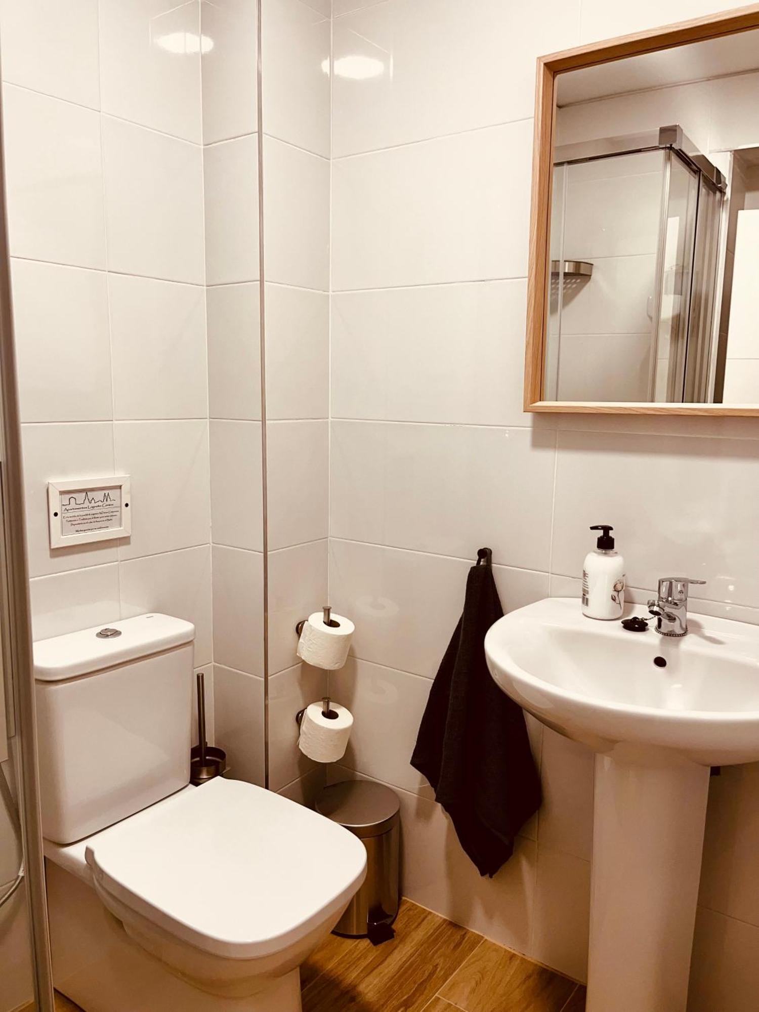 Apartamentos San Nicolas 로그로노 외부 사진