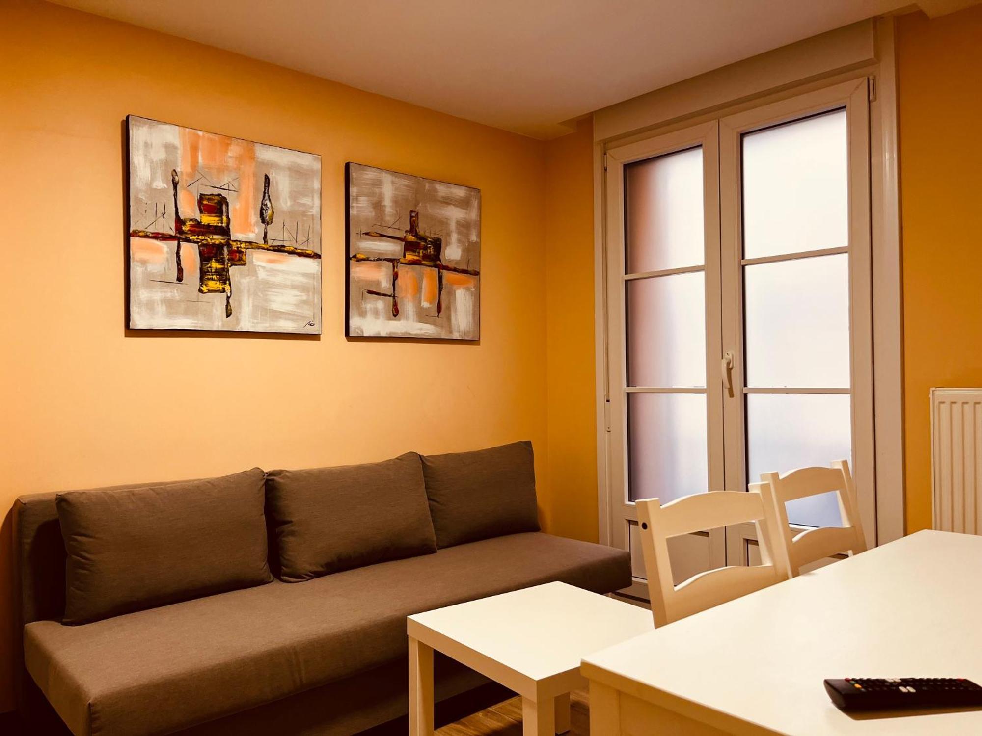 Apartamentos San Nicolas 로그로노 외부 사진