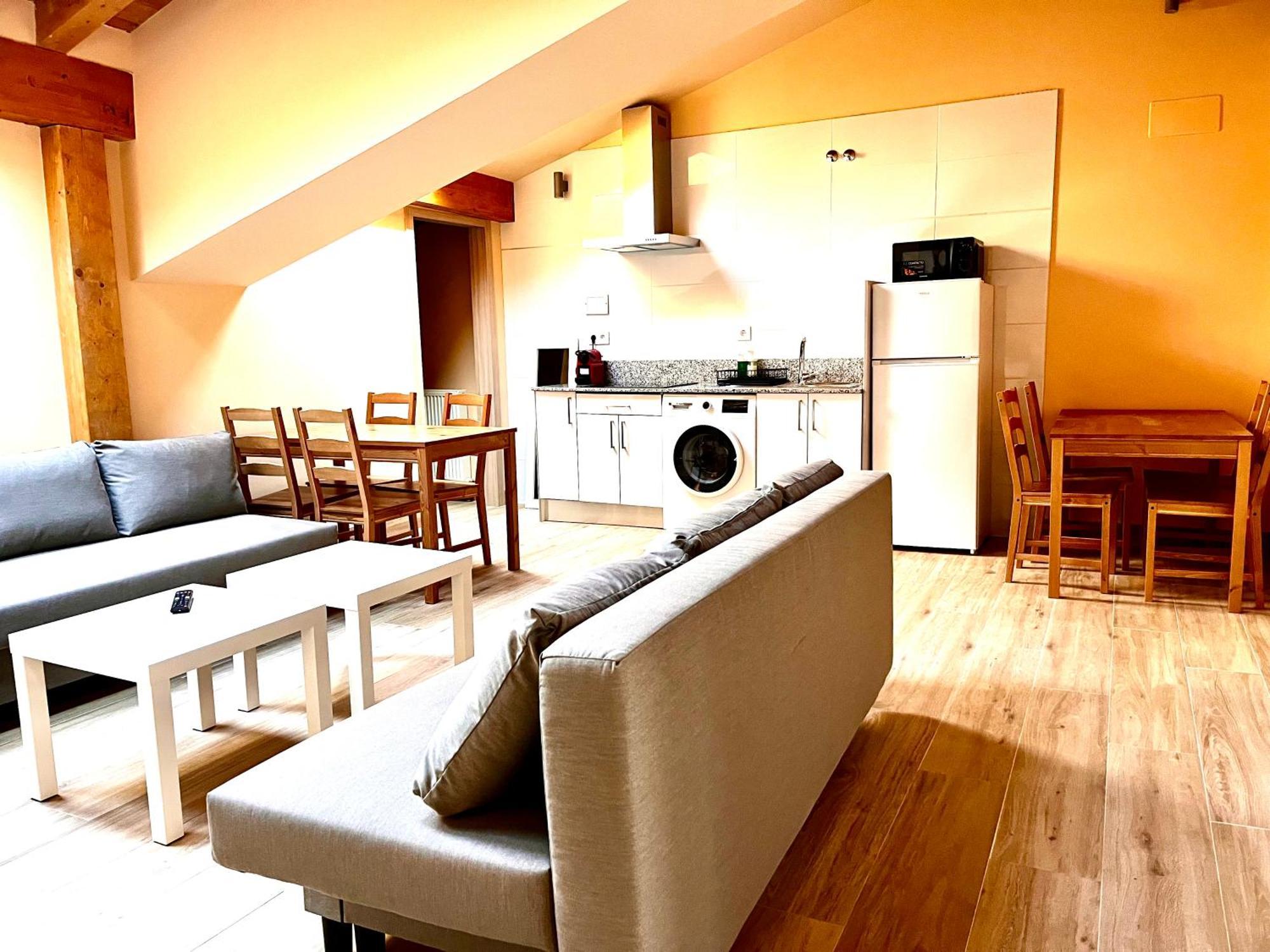 Apartamentos San Nicolas 로그로노 외부 사진