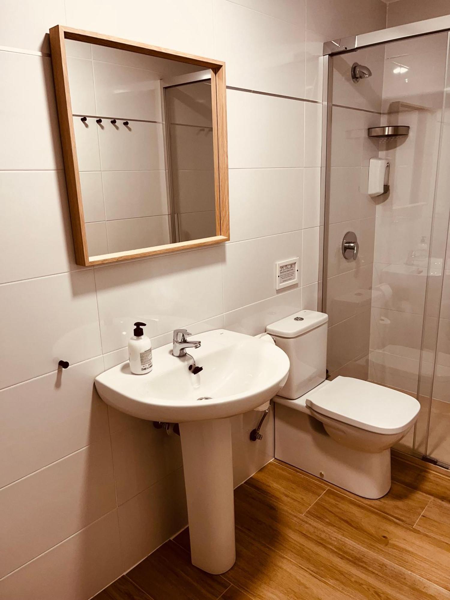 Apartamentos San Nicolas 로그로노 외부 사진