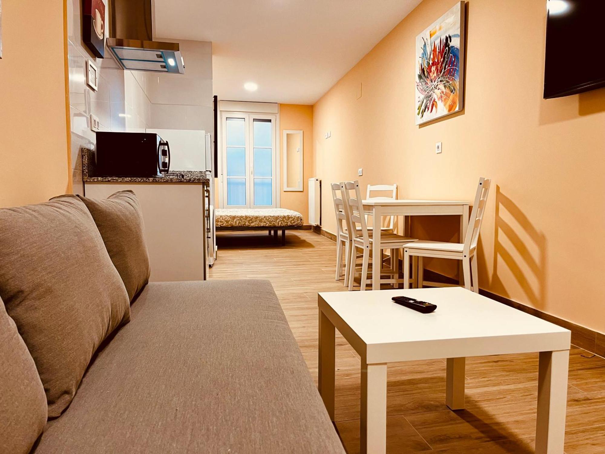 Apartamentos San Nicolas 로그로노 외부 사진