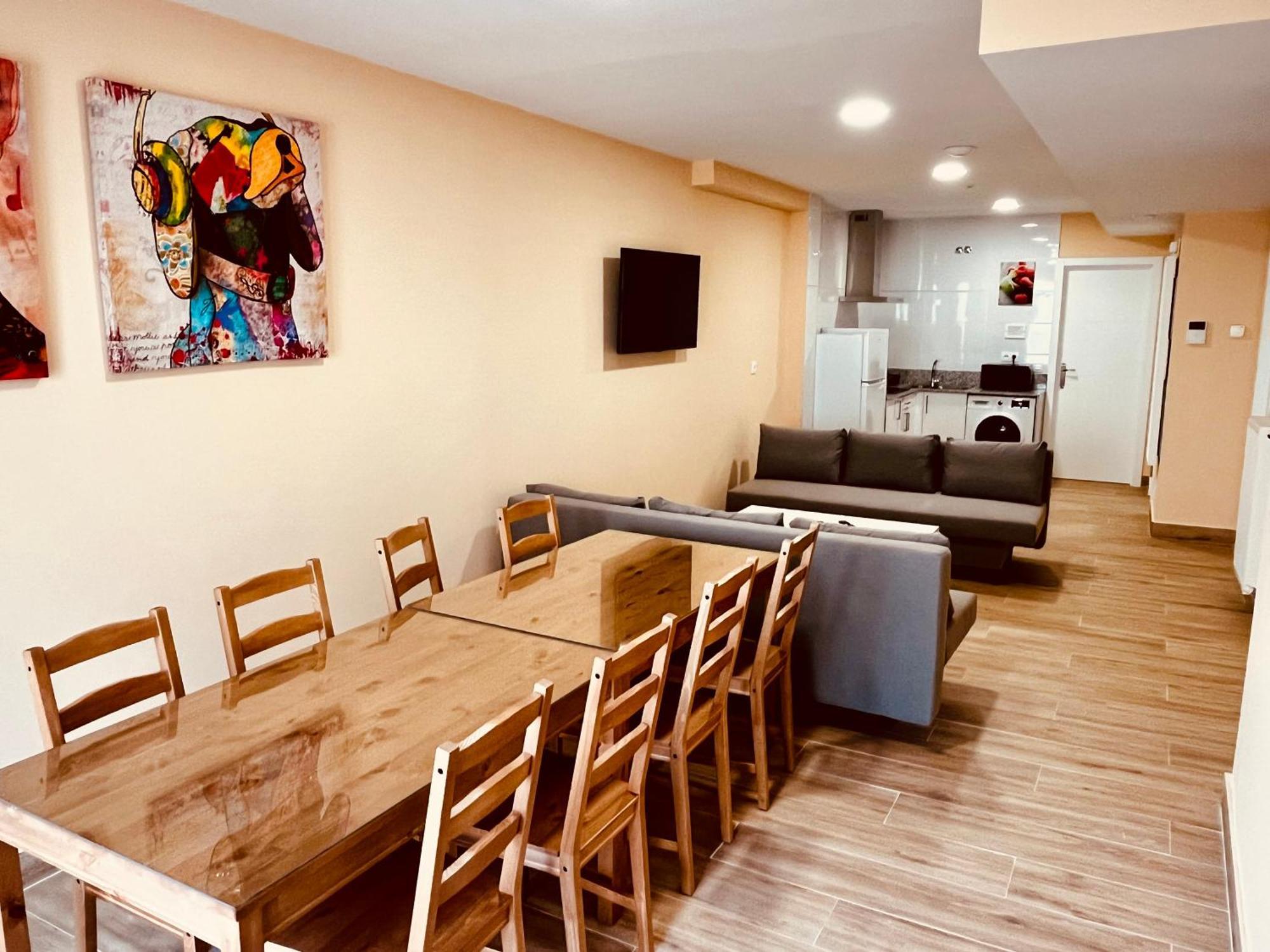 Apartamentos San Nicolas 로그로노 외부 사진