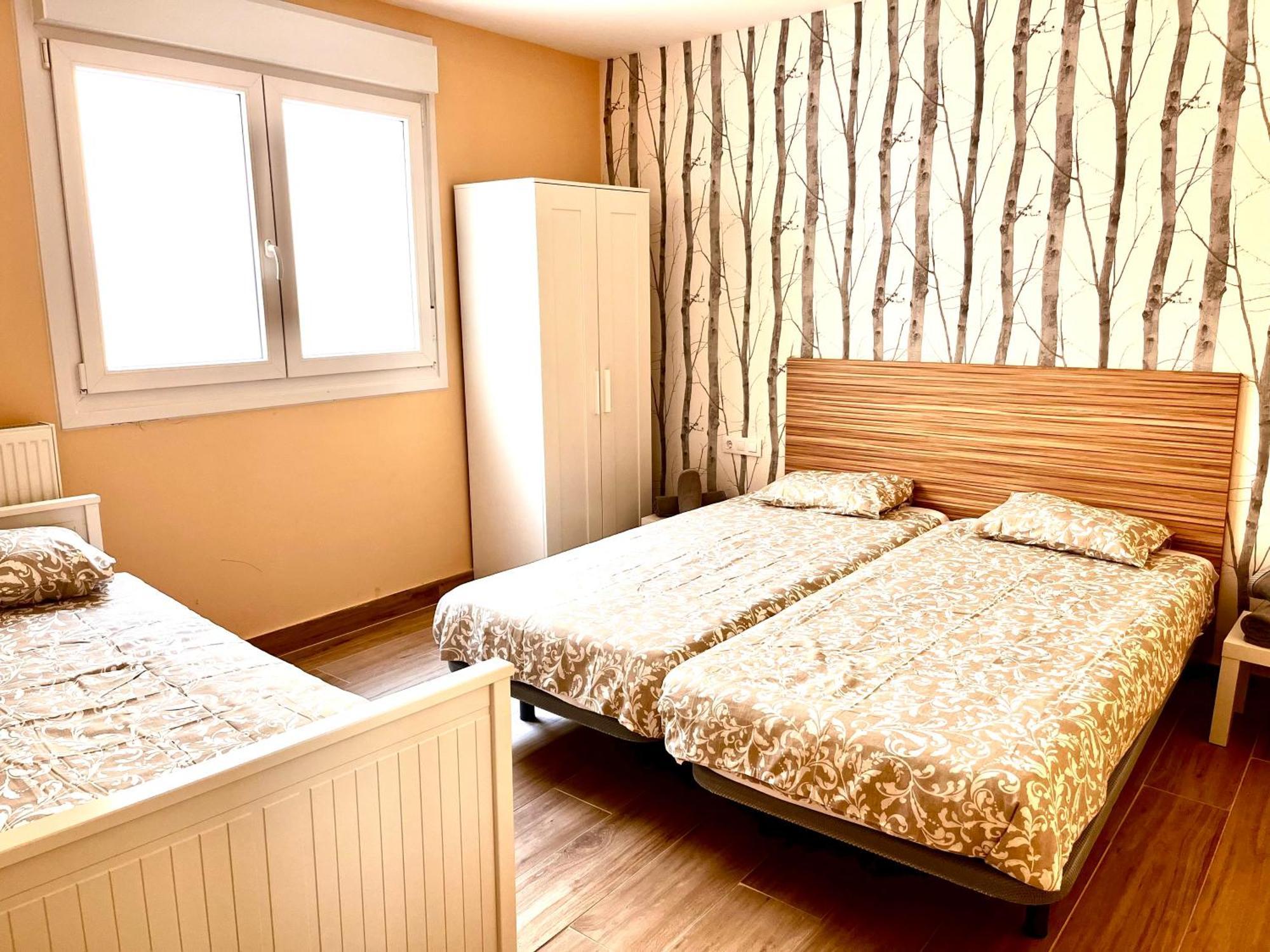 Apartamentos San Nicolas 로그로노 외부 사진
