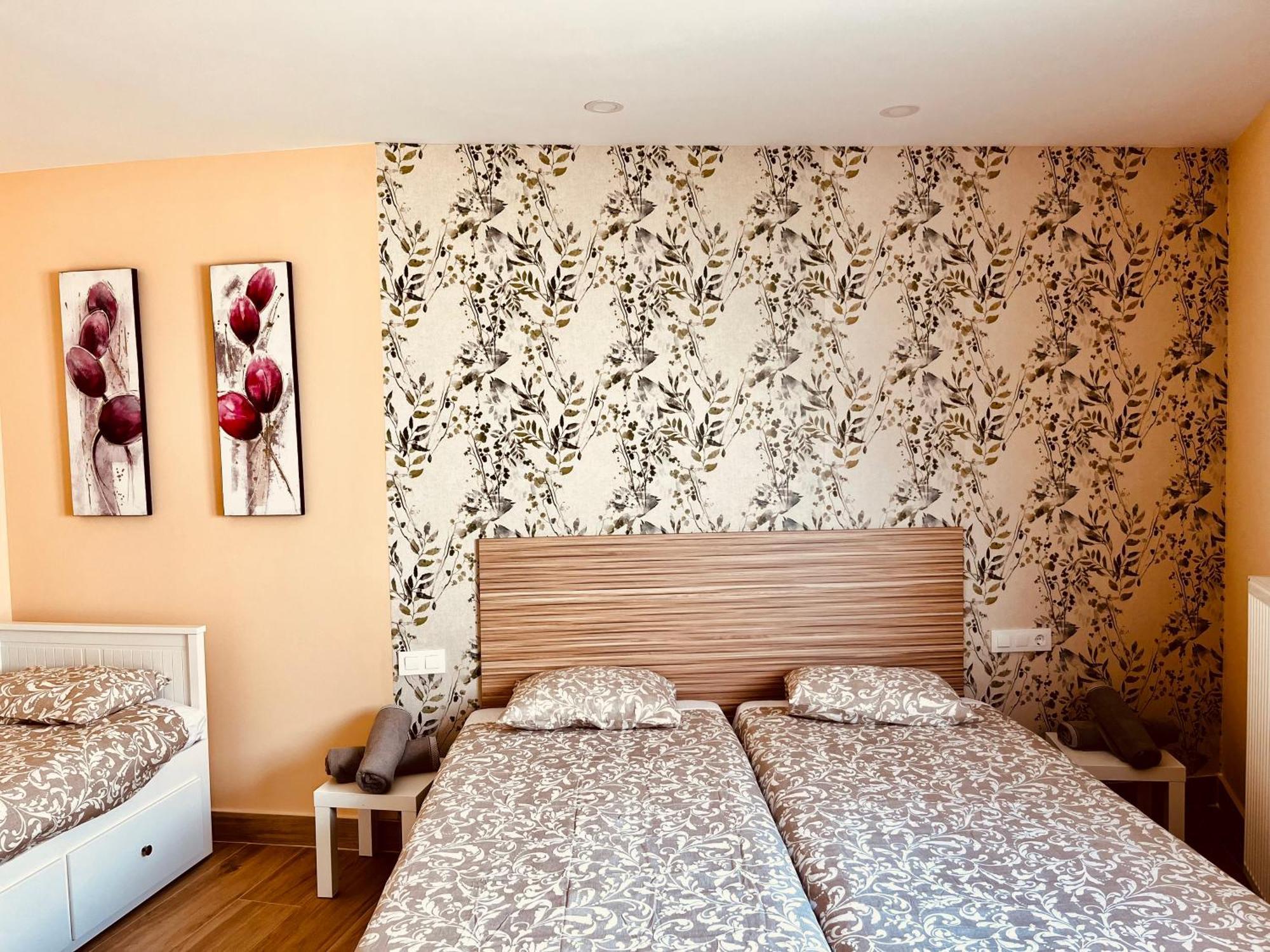 Apartamentos San Nicolas 로그로노 외부 사진